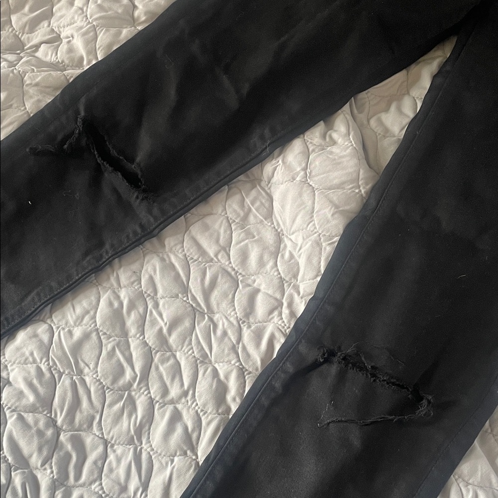 American Eagle Black Skinny Ripped Knee XLong Length 4 - Picture 2 of 5